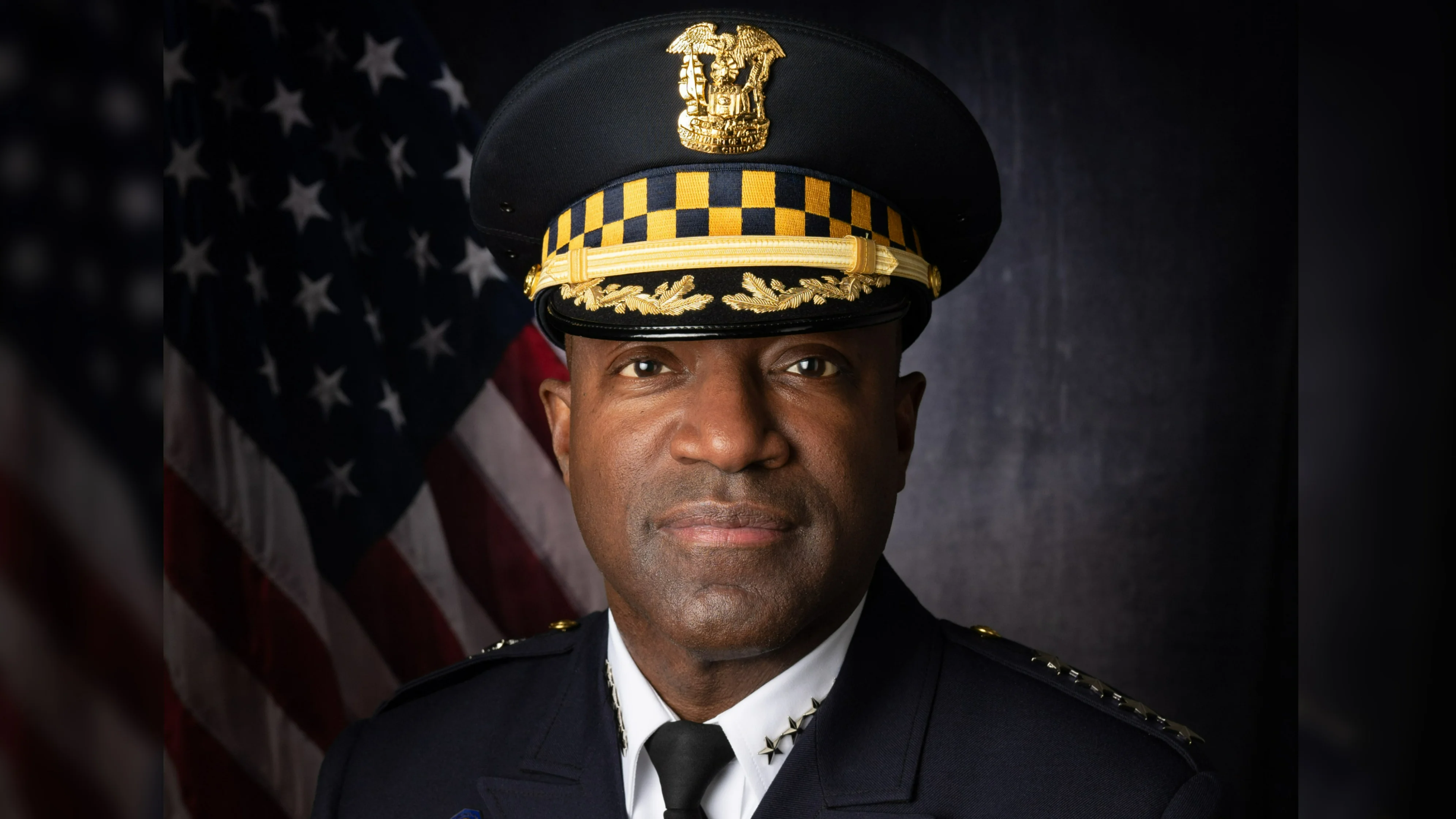 How many white individuals were arrested in Chicago during Q2?
