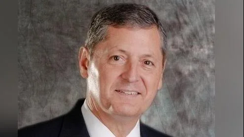 Illinois officials encourage families and teachers to claim school tax credits for 2026
